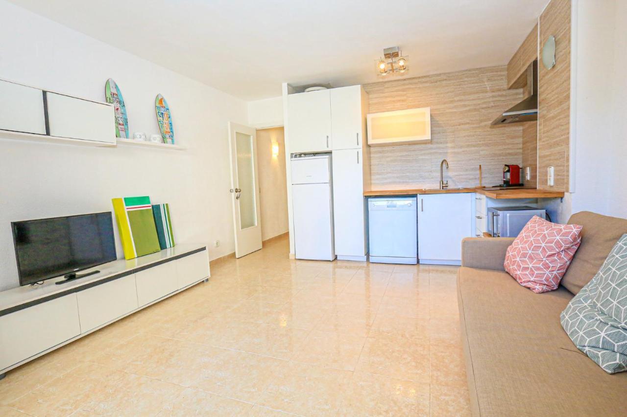 Regata Litoral Costa Dorada - Only Families Apartment Cambrils Exterior photo